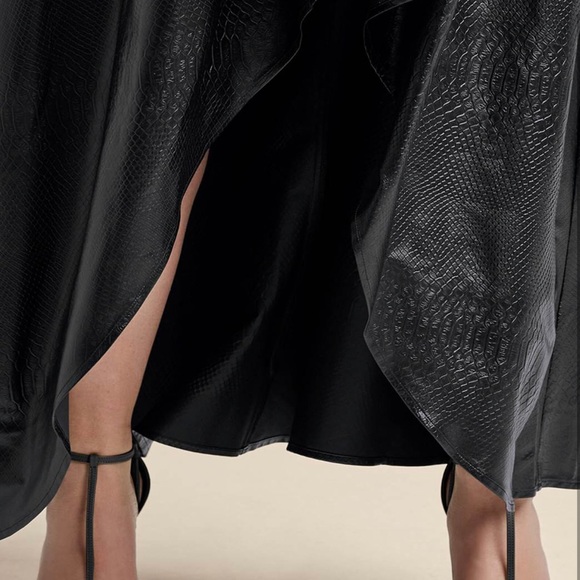 New Women’s BLACK A- LINE FAUX-LEATHER BALLROOM SKIRT, in size 14 - Picture 5 of 10